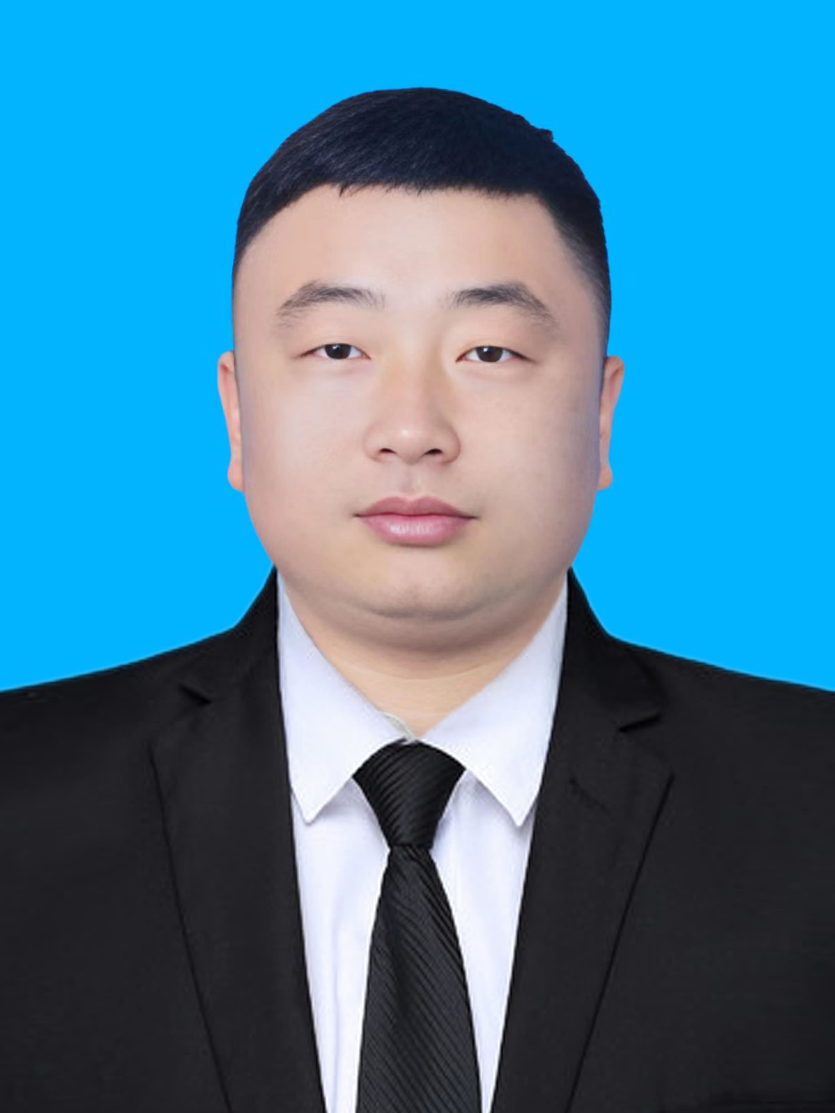 曹洪力